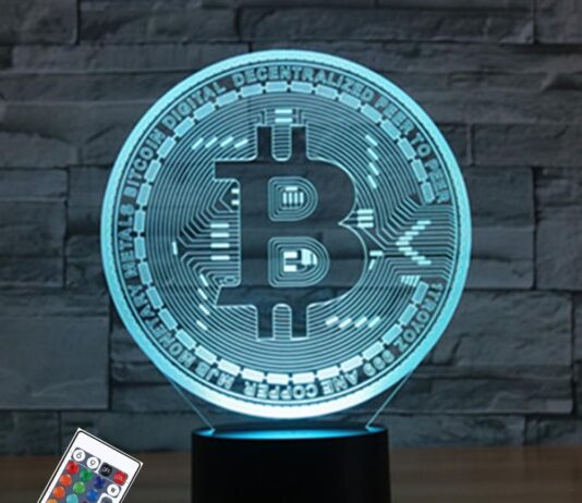 PONLCY Bitcoin Nachtlicht, 3D Illusion Lampe mit Fernbedienung, 16 Farben USB Schreibtischlampen, Schlafzimmer Tischlampe Geschenke für Haus Dekoration