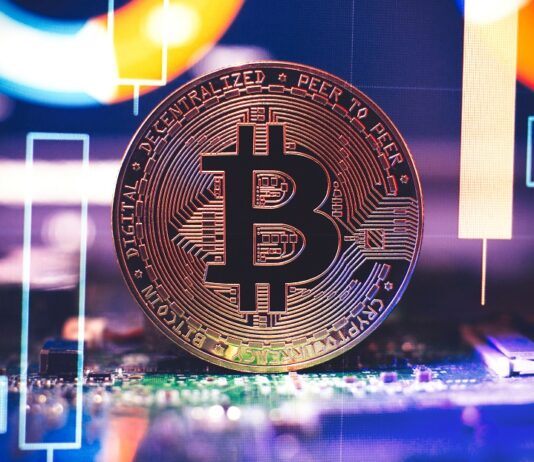 Sir Richard Bransons Virgin Voyages ist die erste Kreuzfahrtgesellschaft, die Bitcoin-Zahlungen akzeptiert